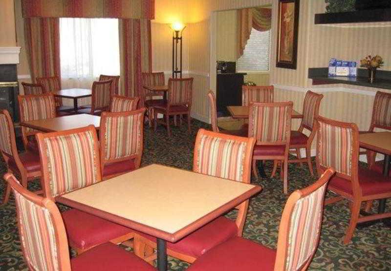 Fairfield Inn By Marriott פרובו מסעדה תמונה
